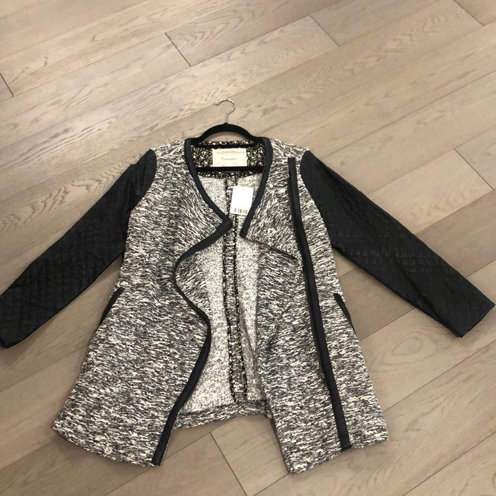 NWT Anthropologie Women’s Sweater Jacket Size M NWT