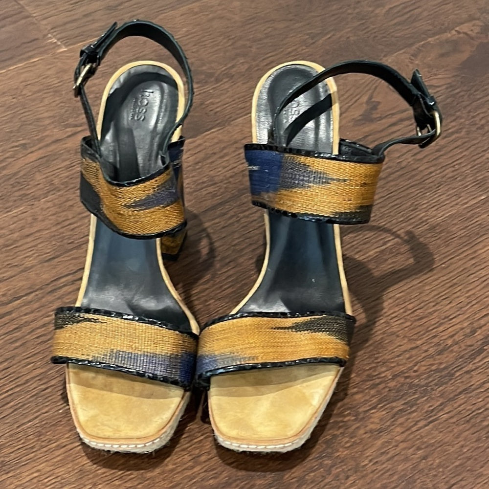 HOSS Navy and Gold Women’s Sandals Size 38/8