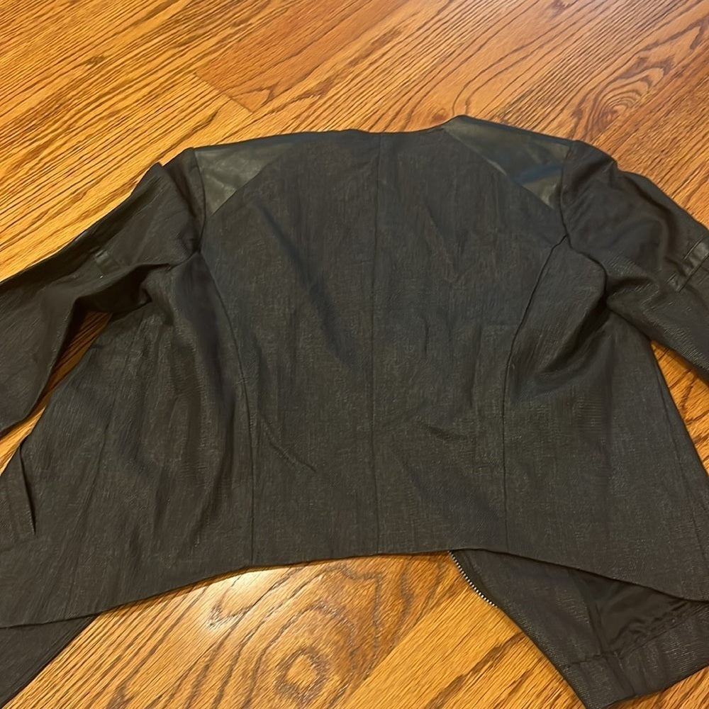 Generation Love Woman’s Black High Low Jacket Size M