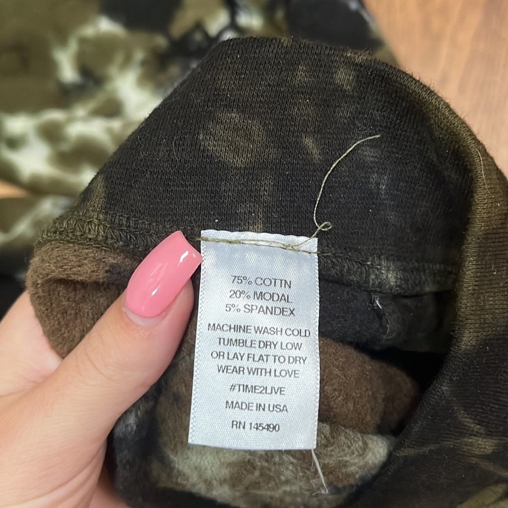 Electric & Rose Women’s Green and Blue Tie Dye Joggers Size M