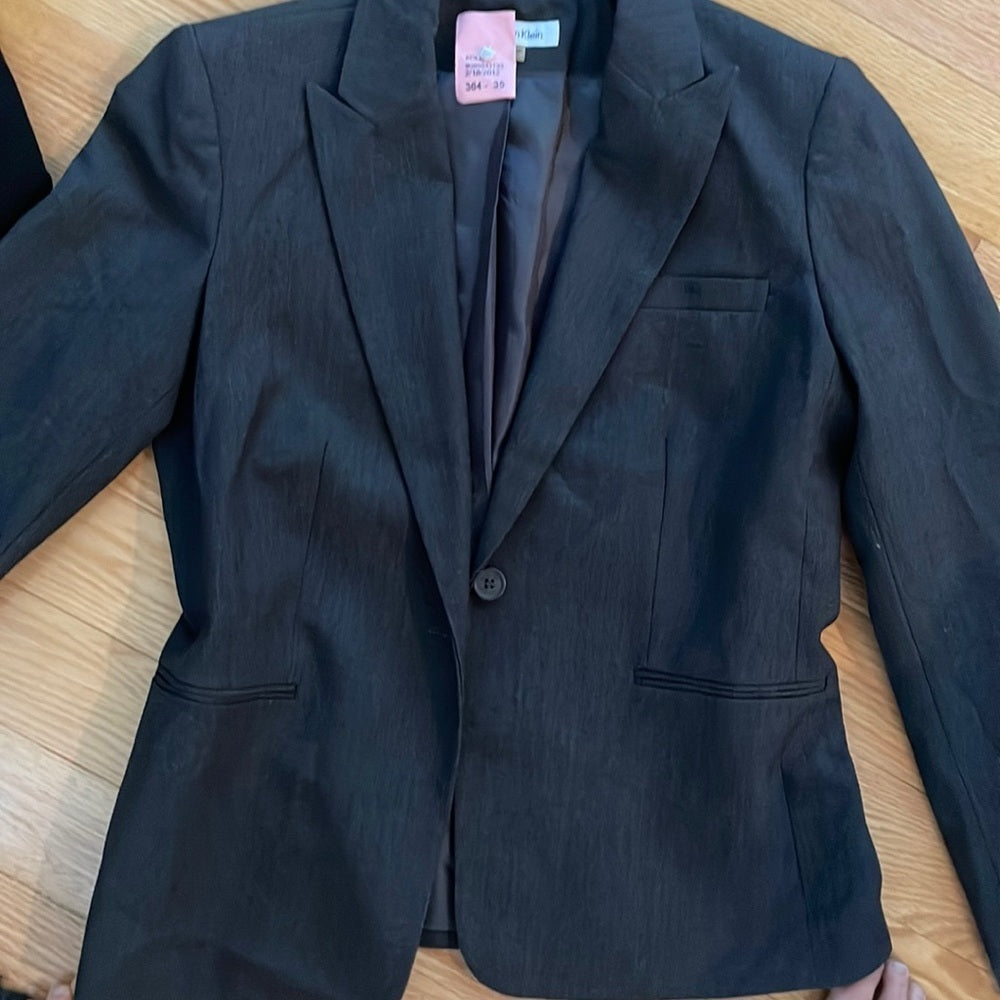 Women’s Calvin Klein Grey Pant Suit Size 8P
