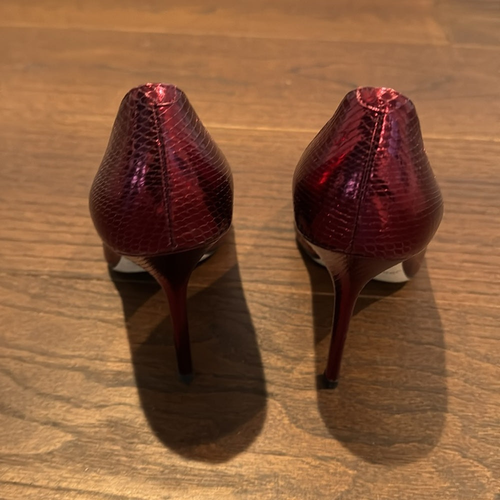 Jimmy Choo Women’s Claret Red WaterSnake Skin Embossed Leather Size 38/8