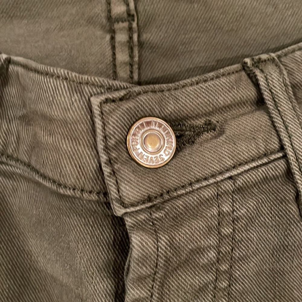 Women’s 7 For All Mankind Green Jeans Size 27