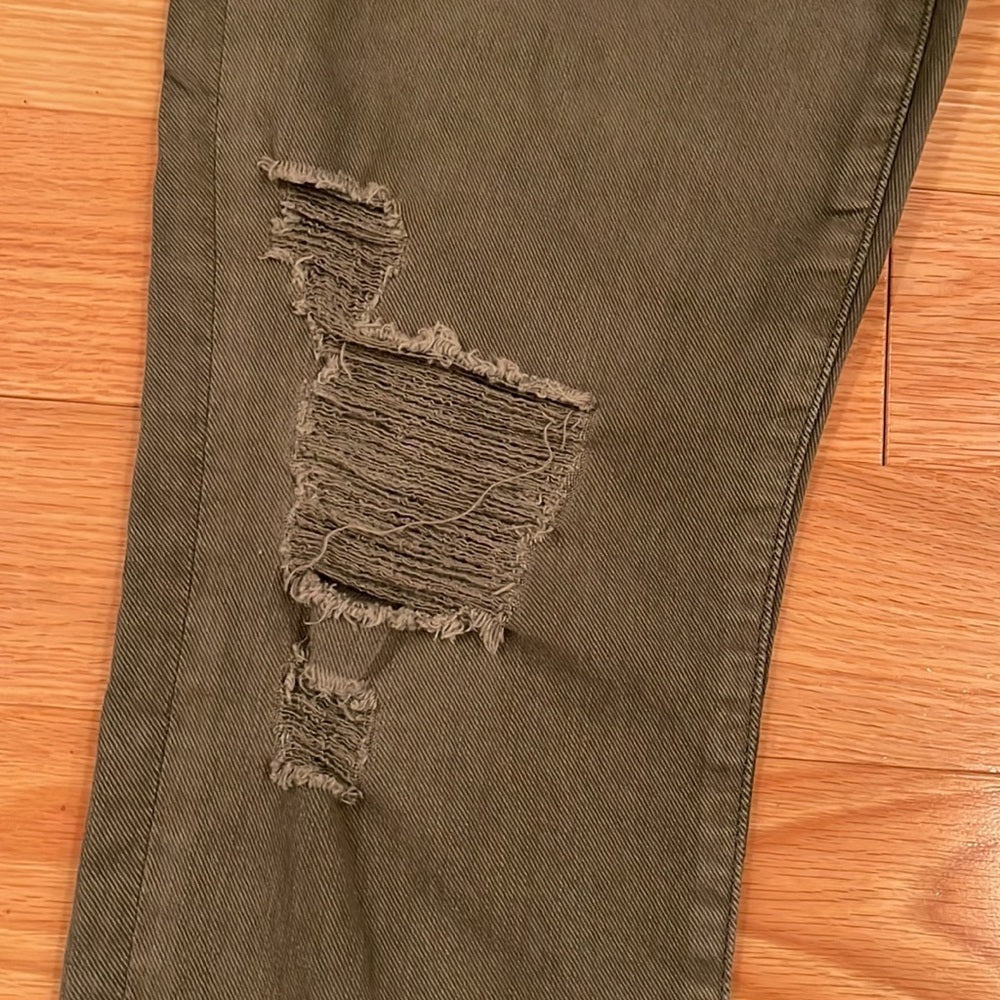 Women’s 7 For All Mankind Green Jeans Size 27