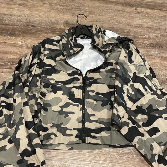 Zara Camouflage Cropped Jacket - M