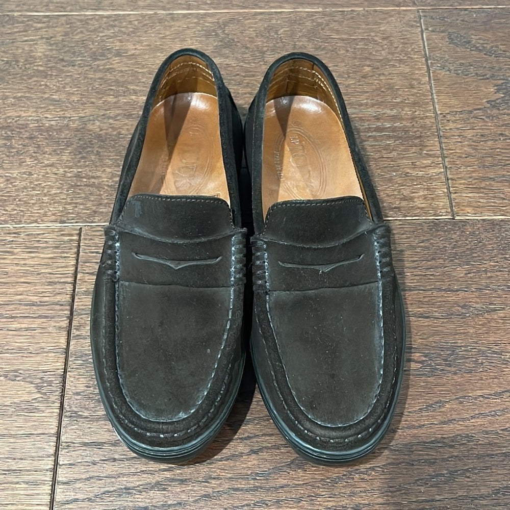Tod’s Brown Women’s Suede Loafers Size 6