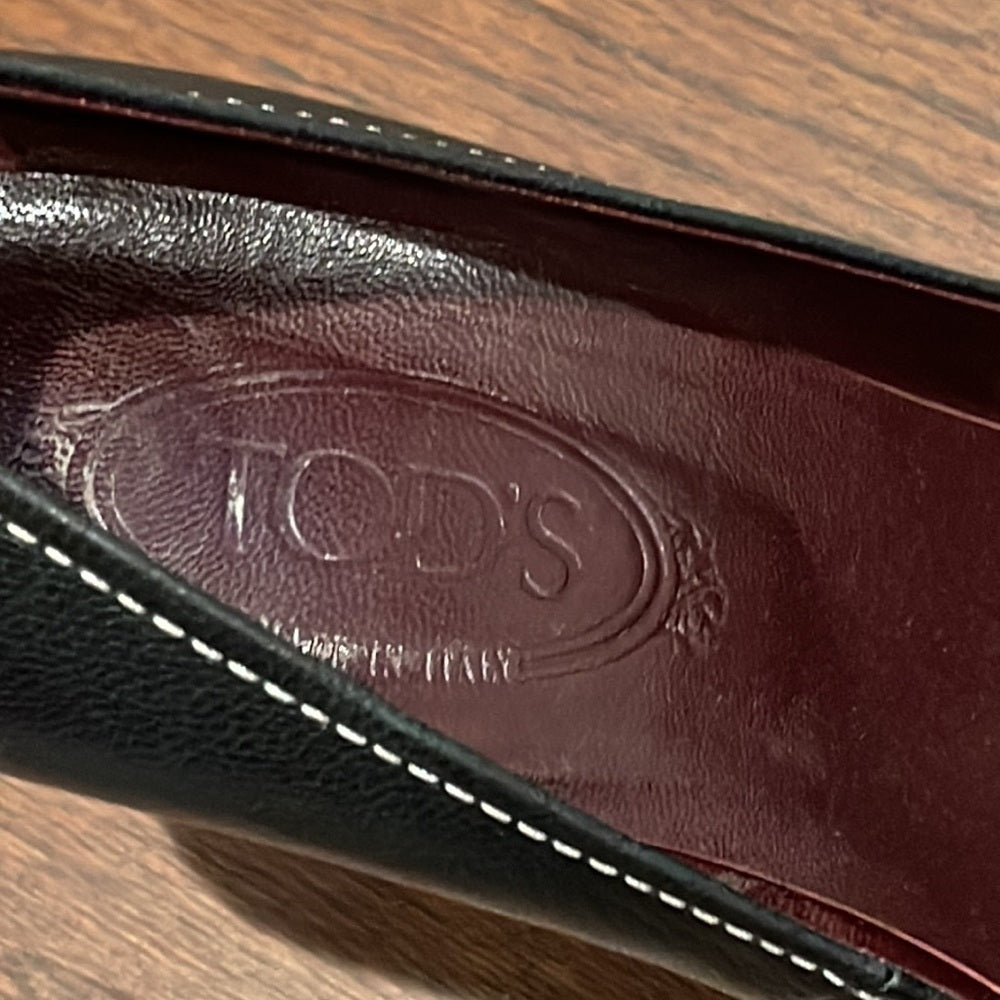Tod’s Women’s Black Suede and Leather Pumps Size 10.5
