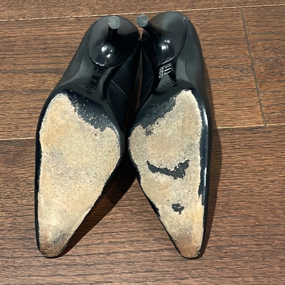 Tod’s Women’s Black Suede and Leather Pumps Size 10.5