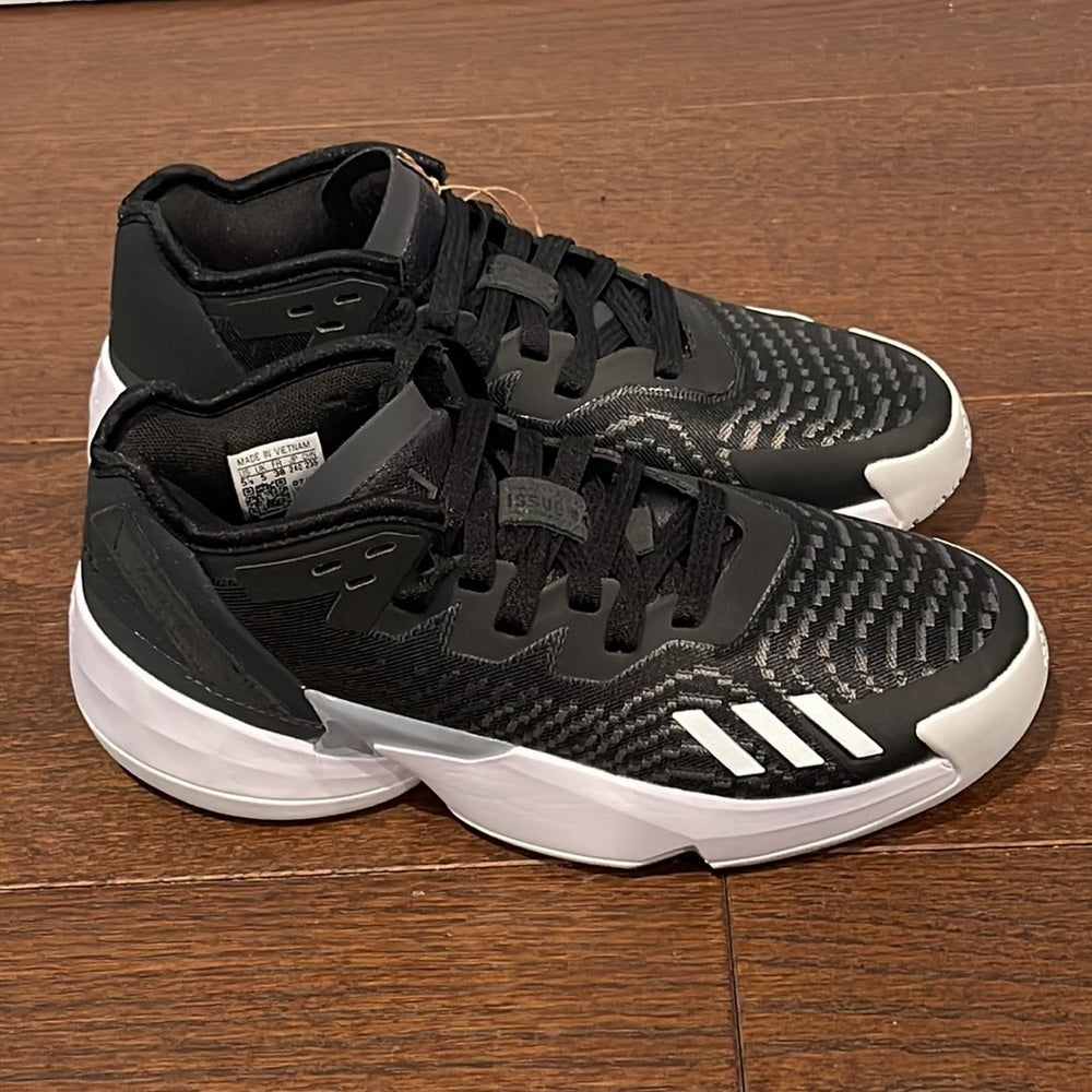 NWT Adidas Lightstream Kids D.O.N Issue 4 Basketball Black Sneakers Size 5.5