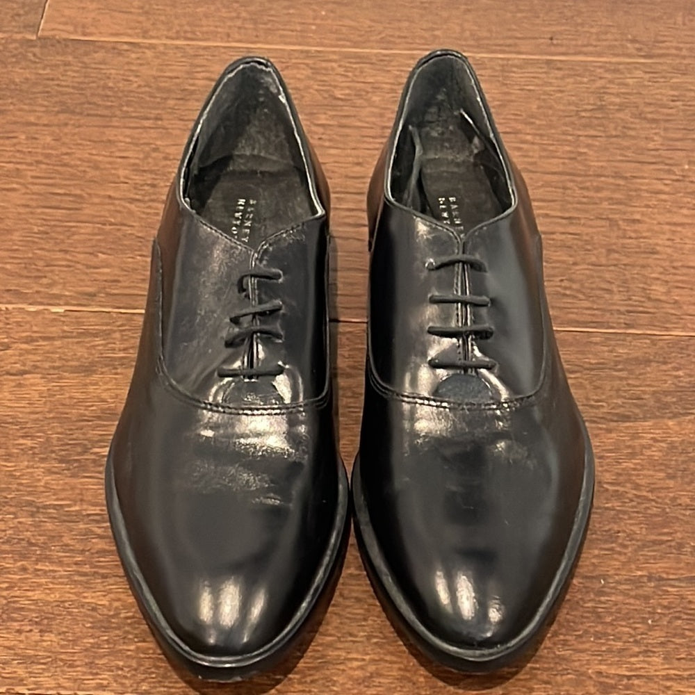 BARNEY’S New York Women’s Black Lace Up Loafers Size 38/8