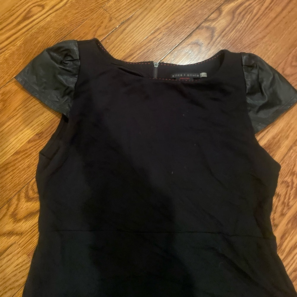 Alice + Olivia Black Short Sleeve Dress Size 12