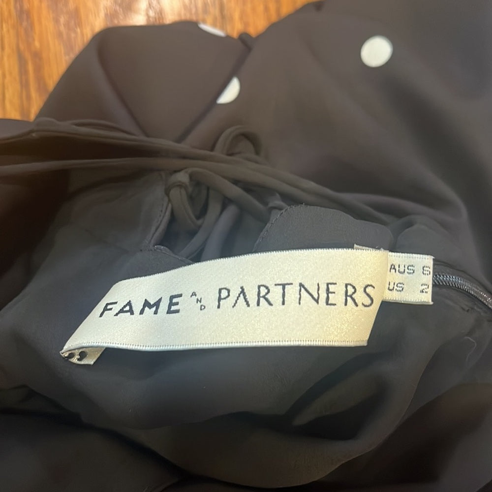 Fame and Partners Woman’s Black Polka Dot Flowy Dress Size US 2