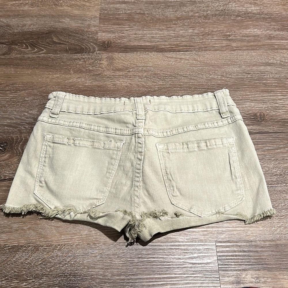 Klique B. Girl’s Distressed Denim Shorts - Size Small