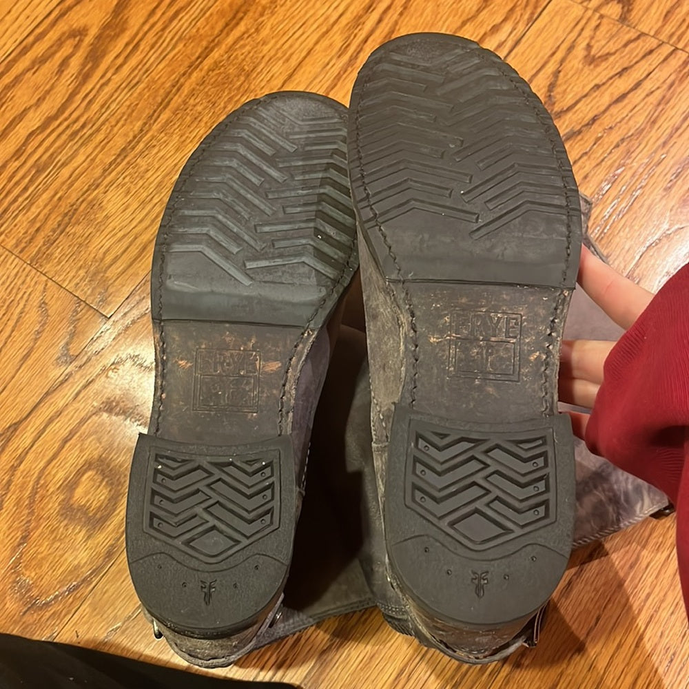 Frye Woman’s Grey Distressed Boots Size 9