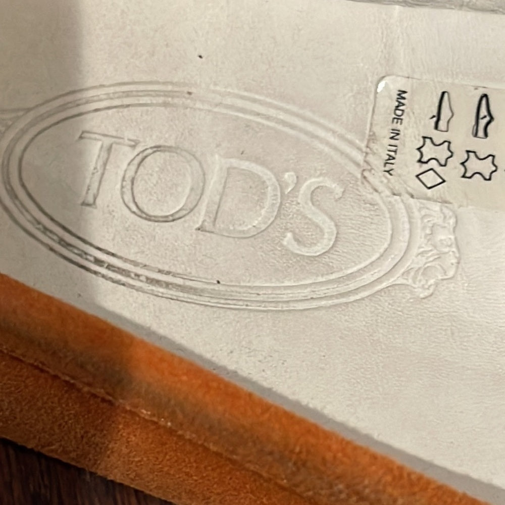 Tod’s Women’s Orange/Tan Suede Driving Shoes Size 39/9