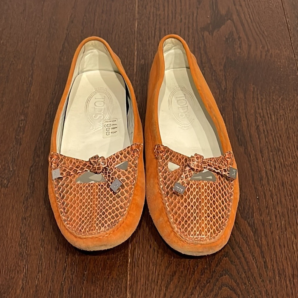 Tod’s Women’s Orange/Tan Suede Driving Shoes Size 39/9