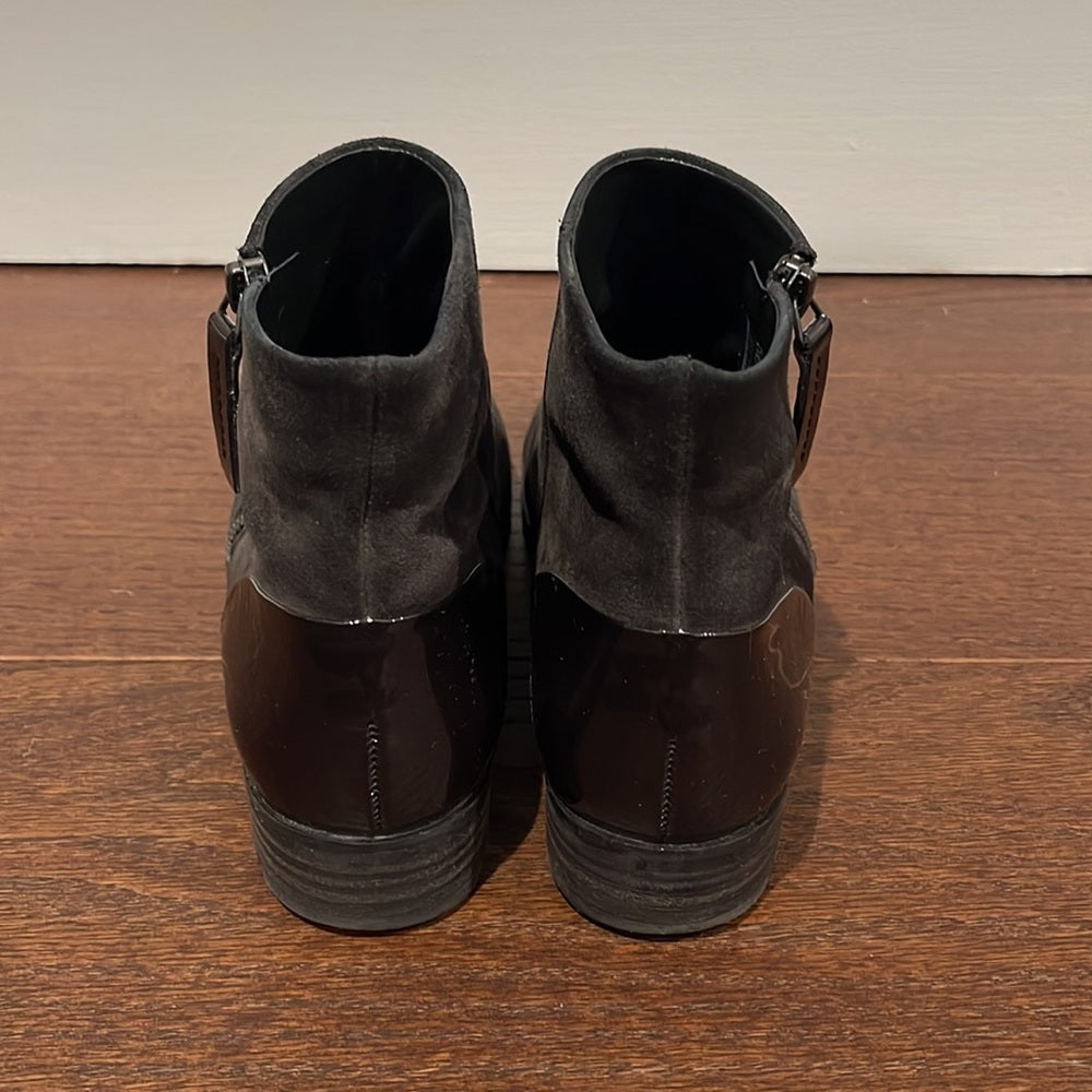 Paul Green Women’s Grey Suede Booties Size 6