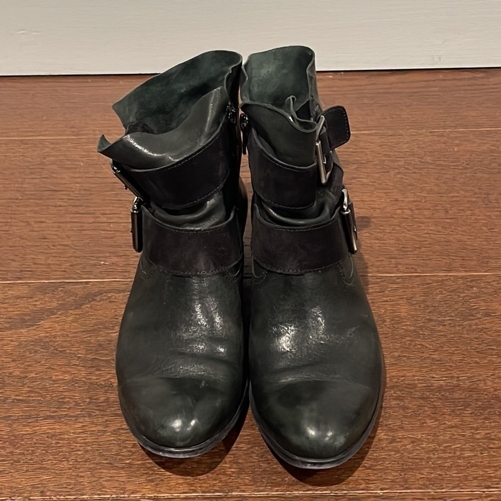 Paul Green Women’s Black Booties Size 6