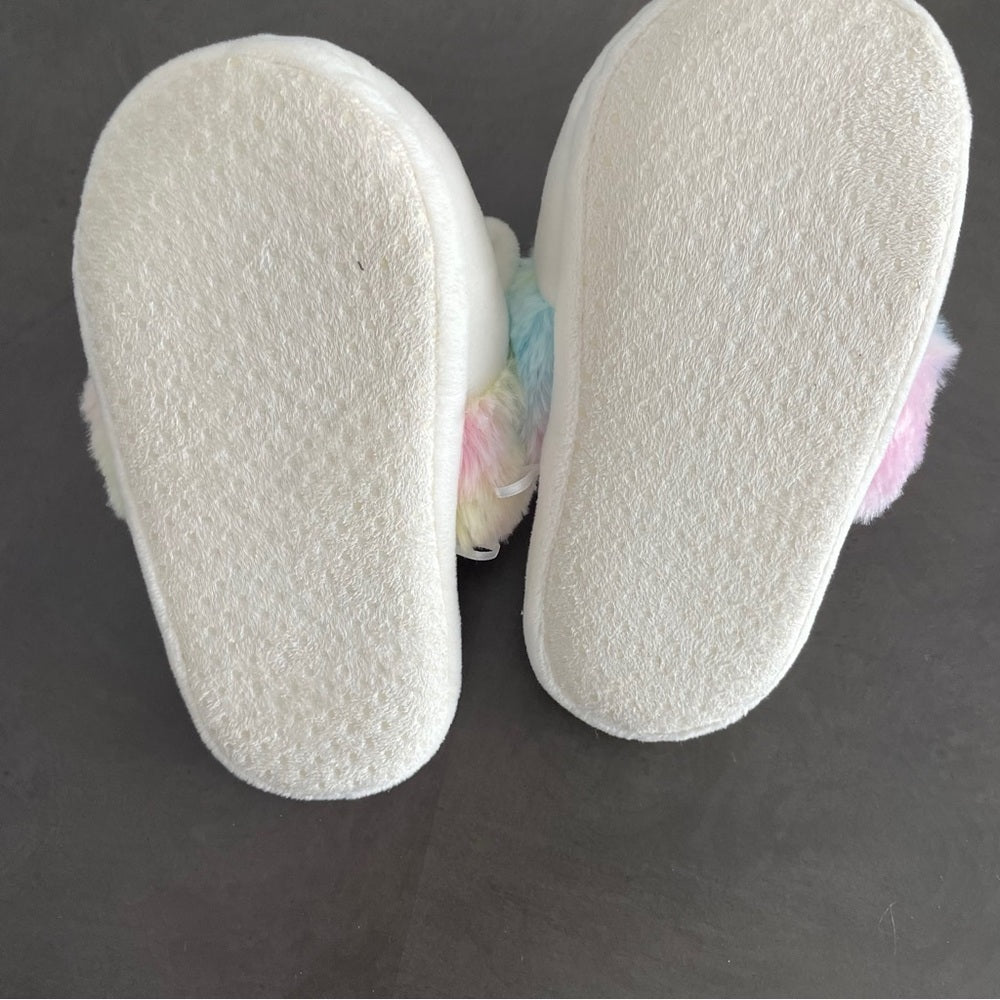 Unicorn Girls Slippers Size 10/11