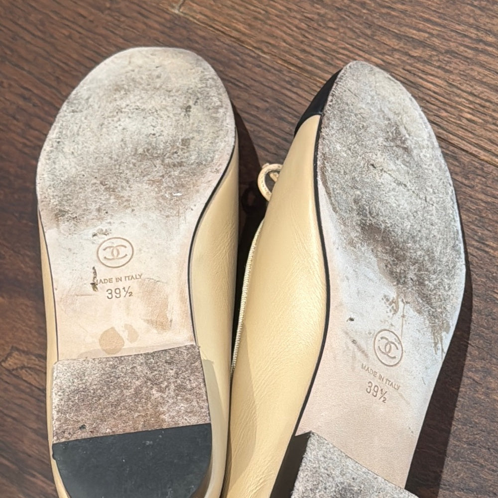 Chanel Beige and Black Women's Ballet Flats Size 39.5/9.5
