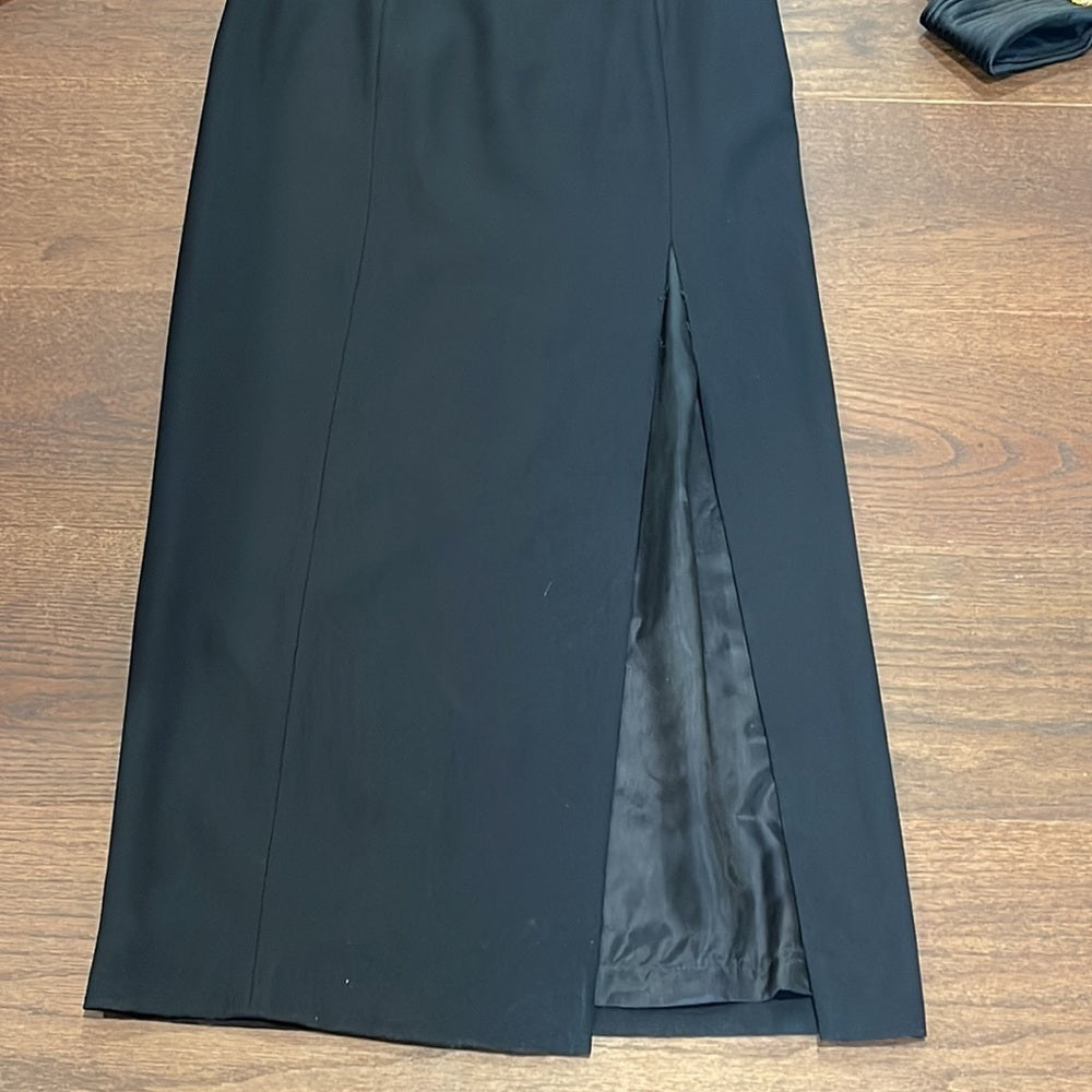 CACHE Women’s Black Off The Shoulder Dress Size 4