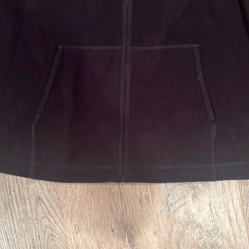 Eileen Fisher Woman’s Black Zip Up