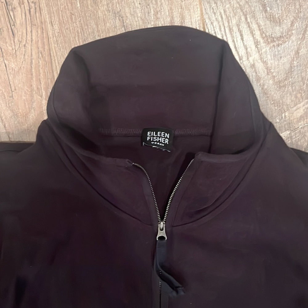 Eileen Fisher Woman’s Black Zip Up