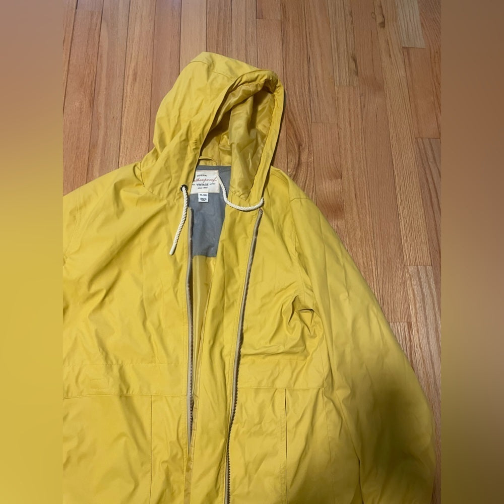 NWT Weather Proof Vintage Yellow Rain Jacket Size XL