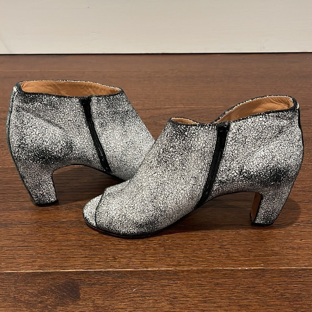 Madison Marin Margiela Women’s Black and White Peep Toe Booties Size 38/8