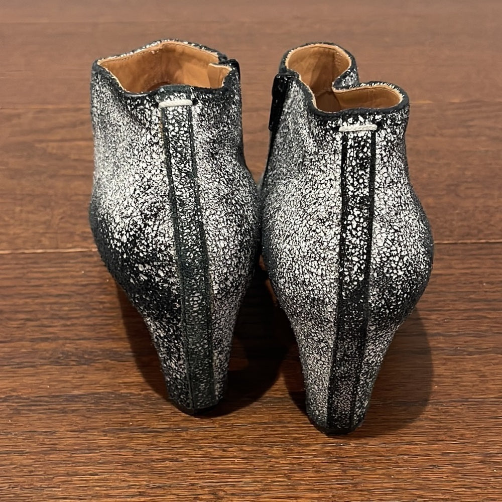 Madison Marin Margiela Women’s Black and White Peep Toe Booties Size 38/8