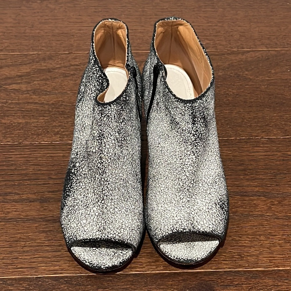 Madison Marin Margiela Women’s Black and White Peep Toe Booties Size 38/8