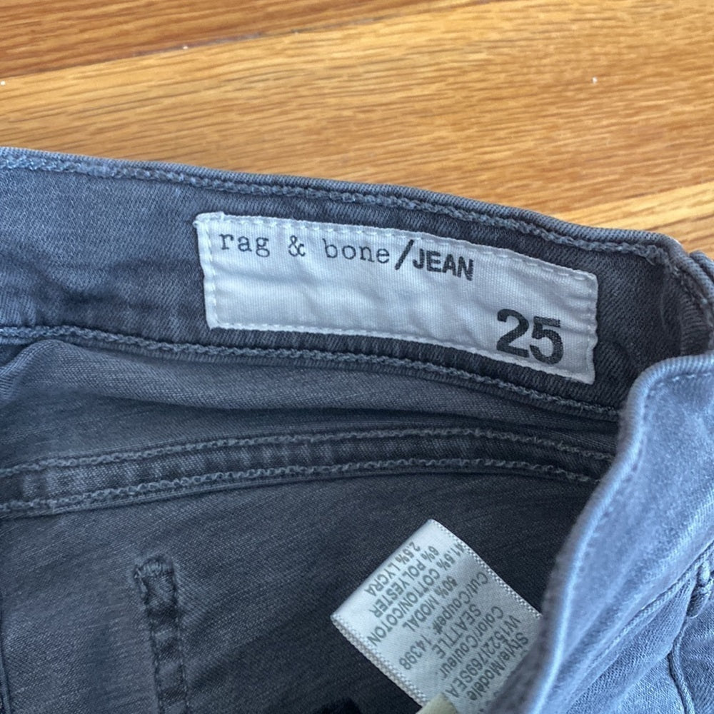 Rag & Bone Women’s Grey Skinny Jeans Size 25