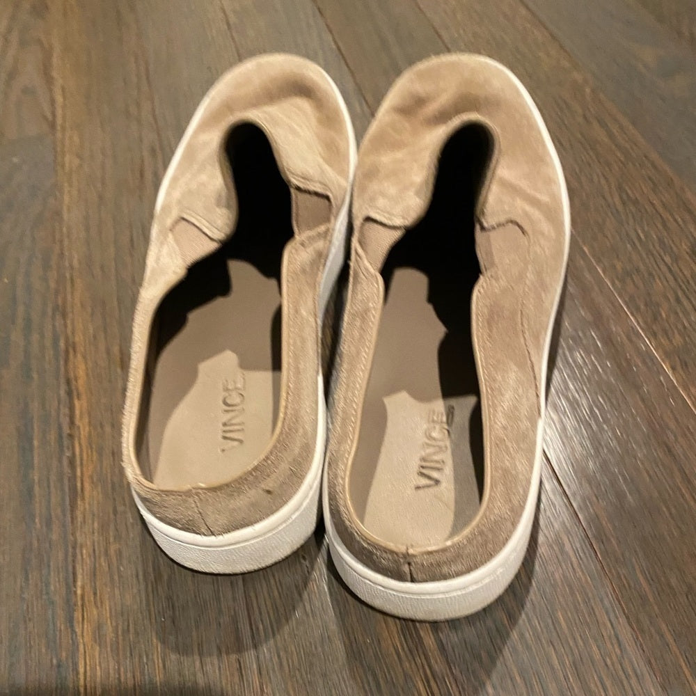 Vince Women’s Slip On Sneakers Tan Suede Size 7.5