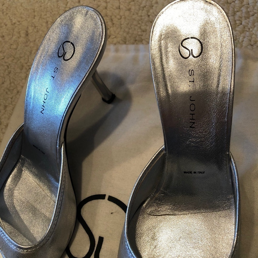 St John Silver Heel Dress Show Size 8.5