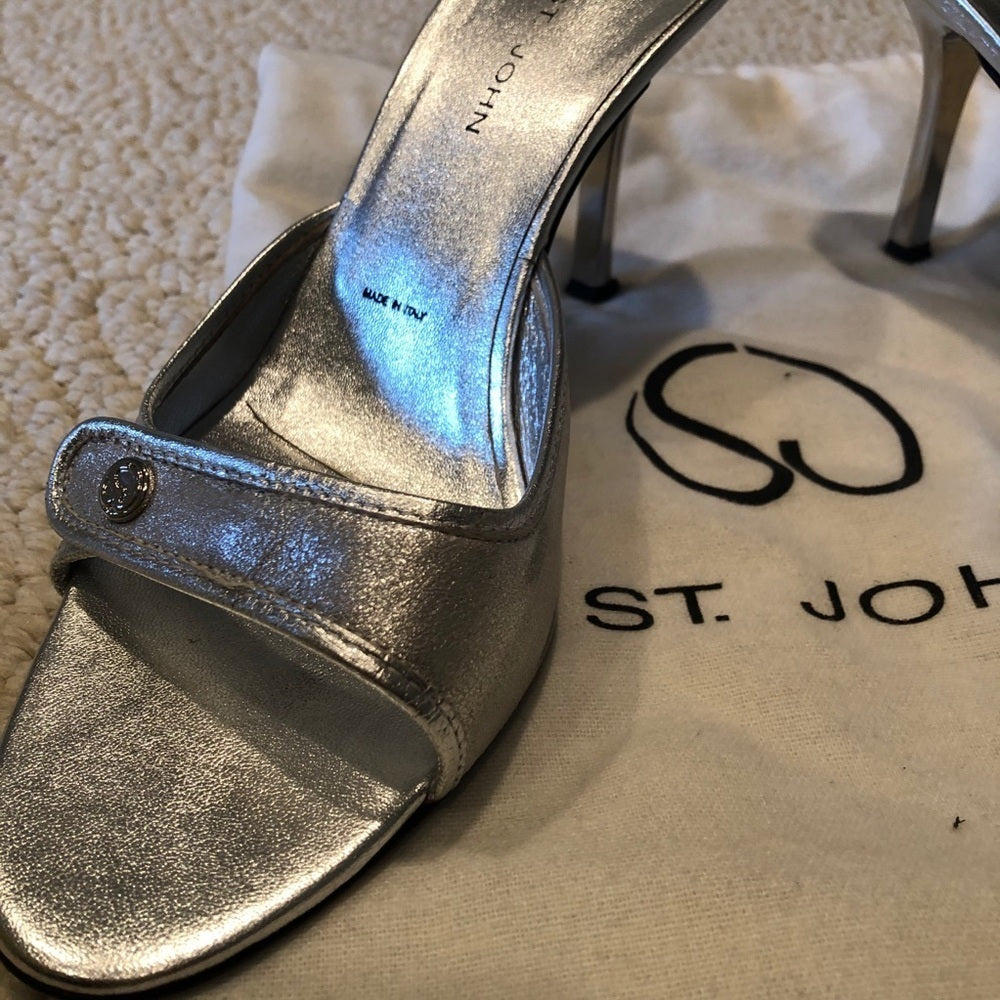 St John Silver Heel Dress Show Size 8.5