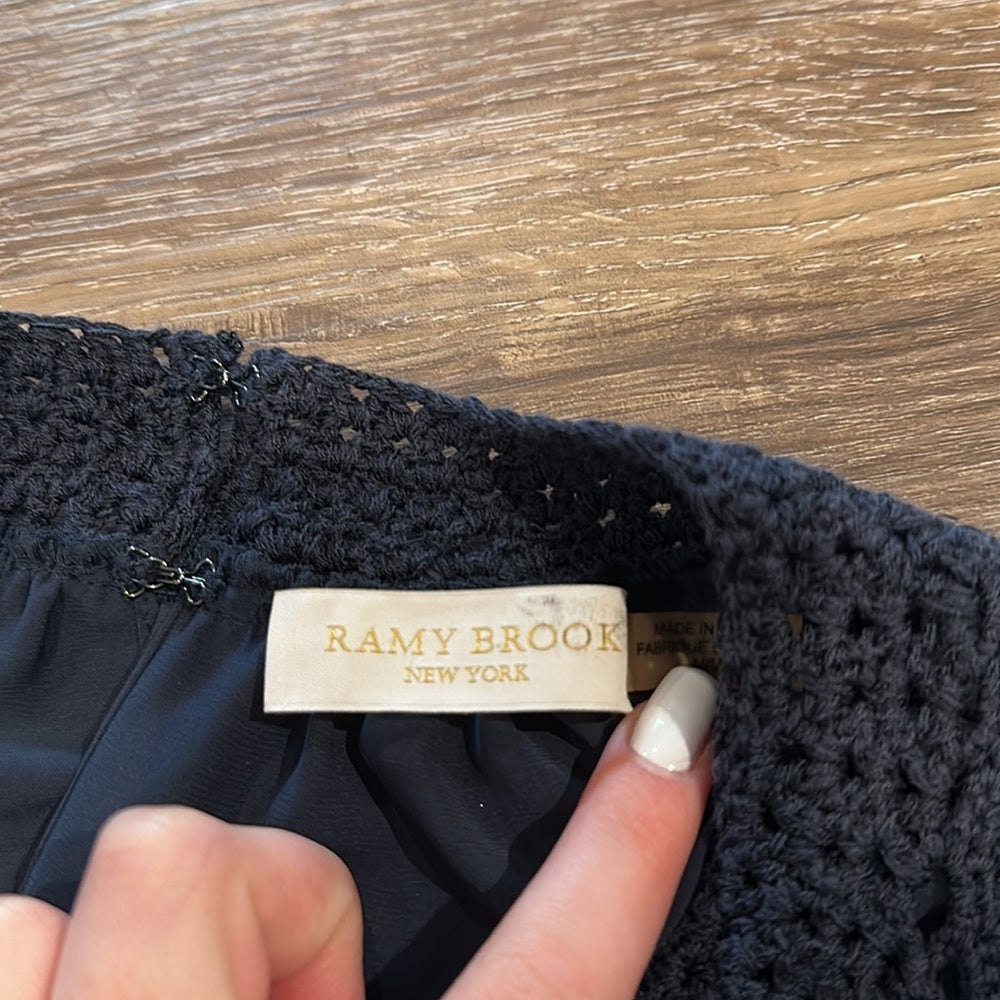 Rany Brook Women’s Cold Shoulder Blouse Size Medium