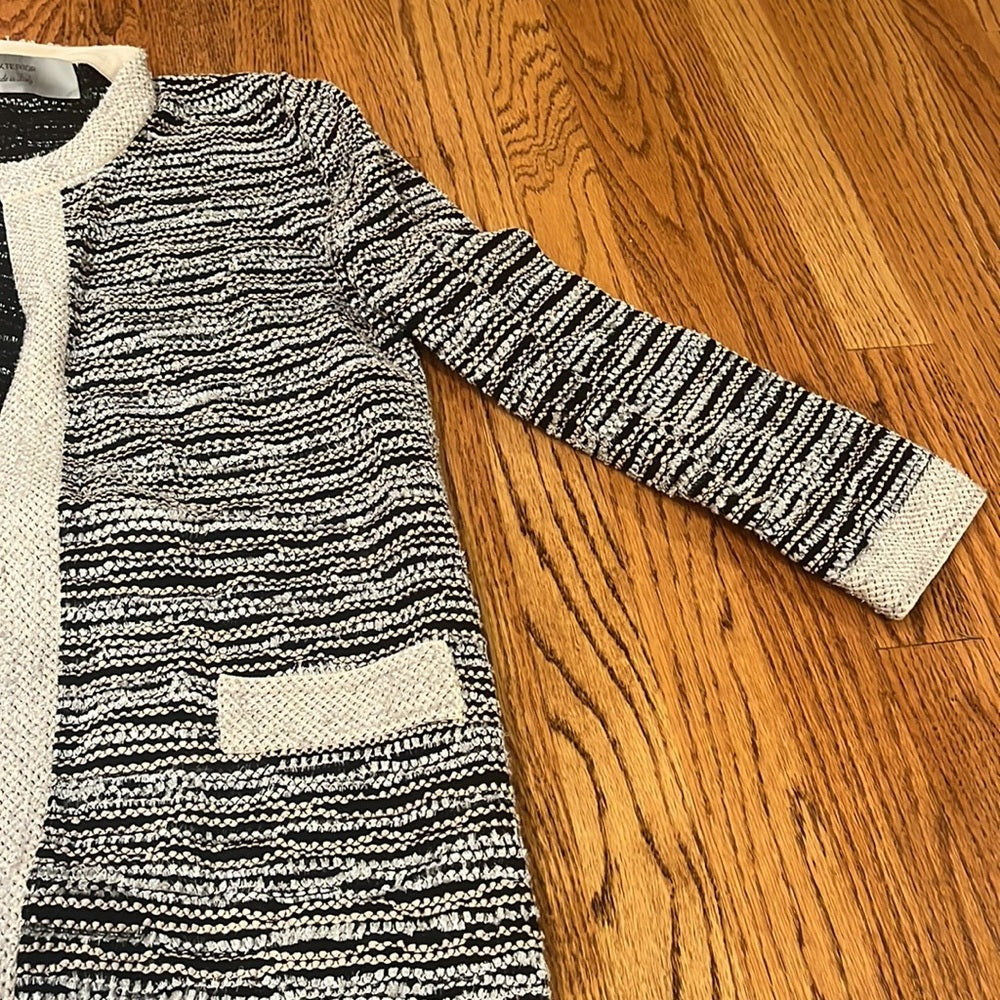 D Exterior Woman’s Stripe Sparkle Cardigan Size L