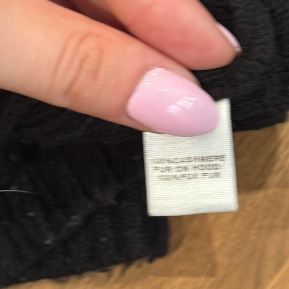 St. John Women’s Sweater Black