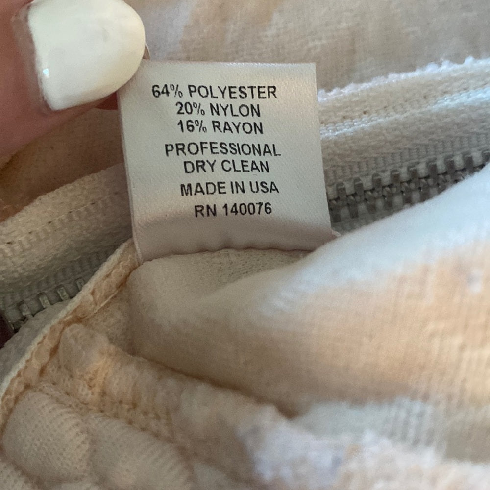 Generation Love Women’s Textured Pink Crew Neck Size Small