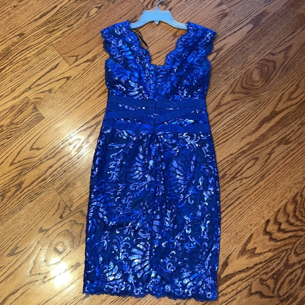 Tadashi Shoji Woman’s Blue Sequin Dress Size 4P