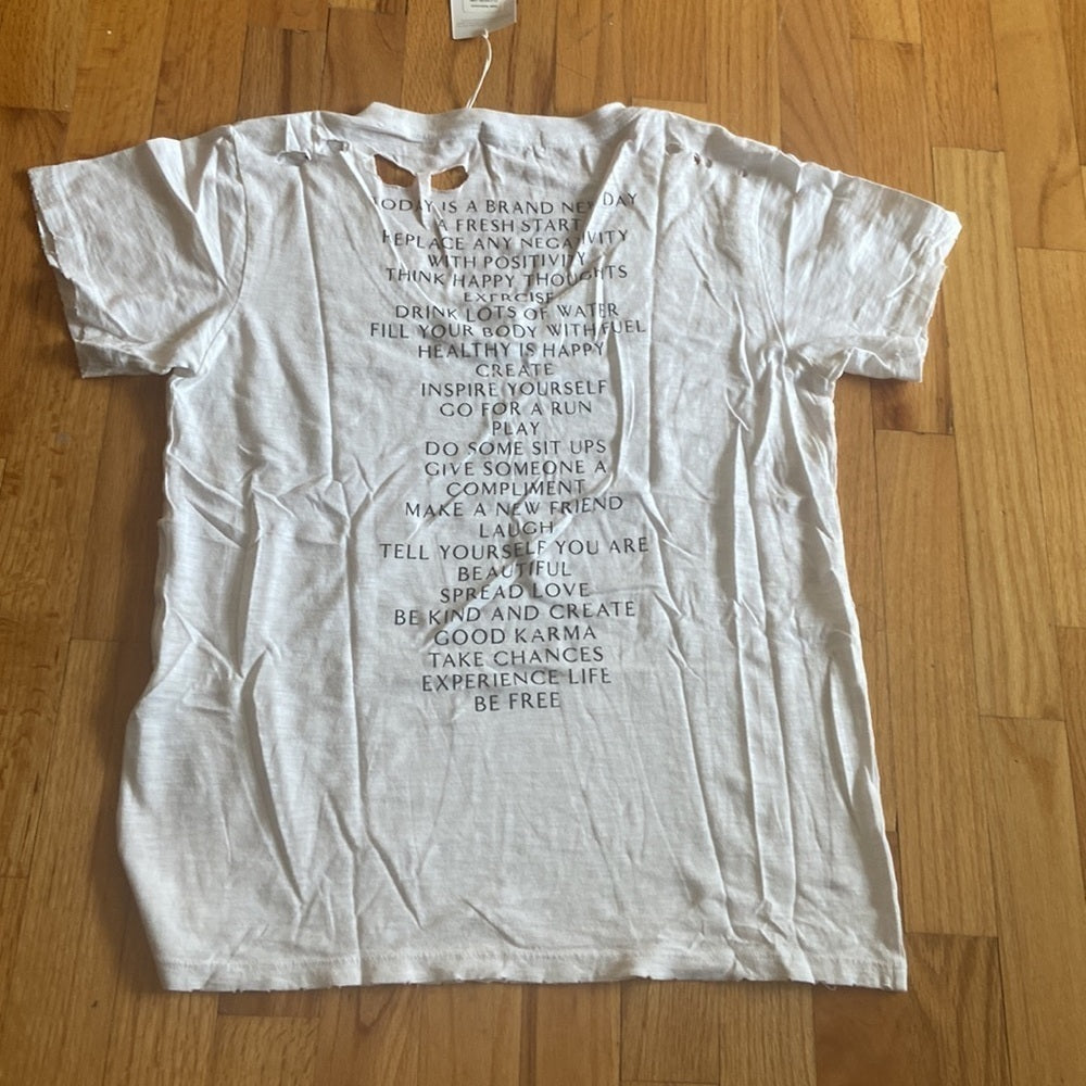 NWT Women’s Chrldr t shirt. White. Size S