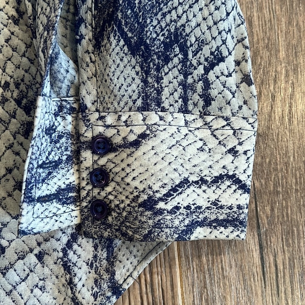 Rachel Zoe Woman’s Snake Skin Blouse Size 10