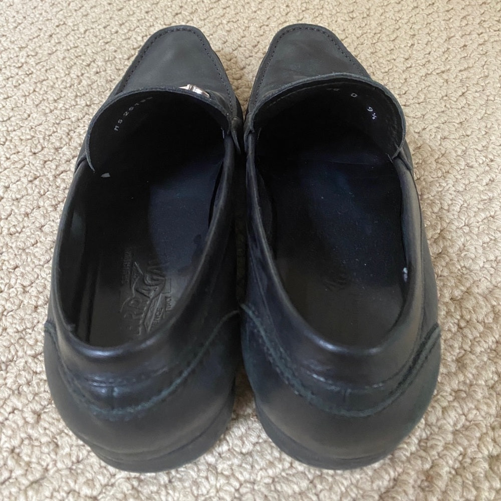 Men’s Ferragamo Leather Loafers Size 9.5
