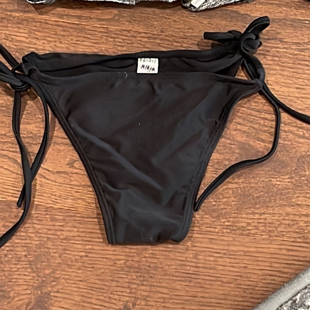 Women’s Size Small Bikini