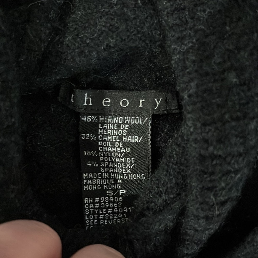 Bundle of 4 Theory Sweaters All Size S/P