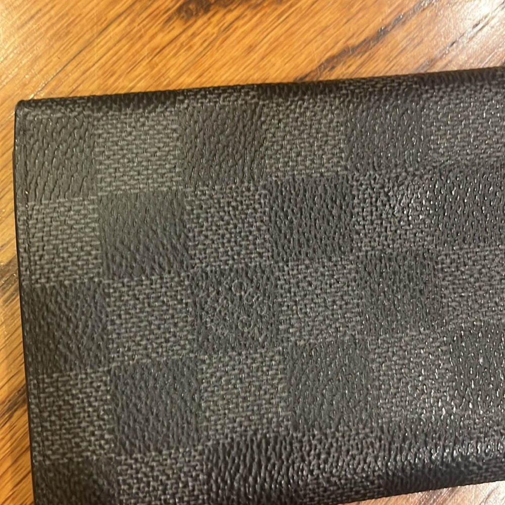Louis Vuitton Men’s Brazza Black/Grey Checkerboard Wallet