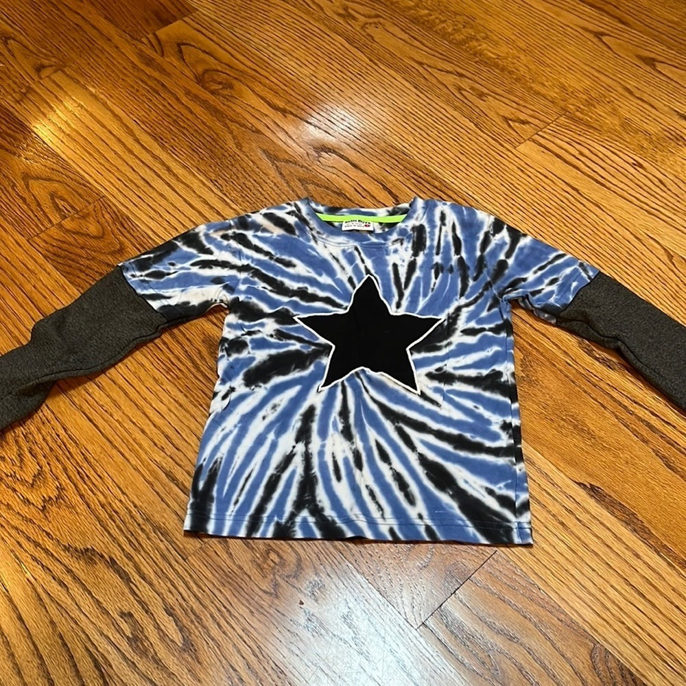 Bundle of Boys Long Sleeve T-Shirts Size 4