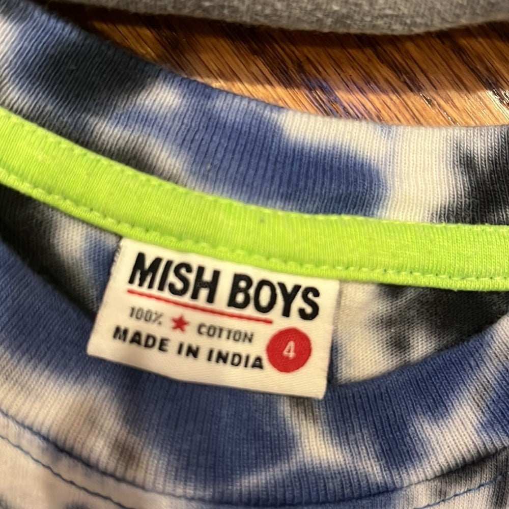 Bundle of Boys Long Sleeve T-Shirts Size 4