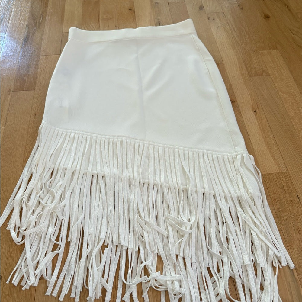 Toccin Women’s Cream Asymmetrical Midi Skirt Size L