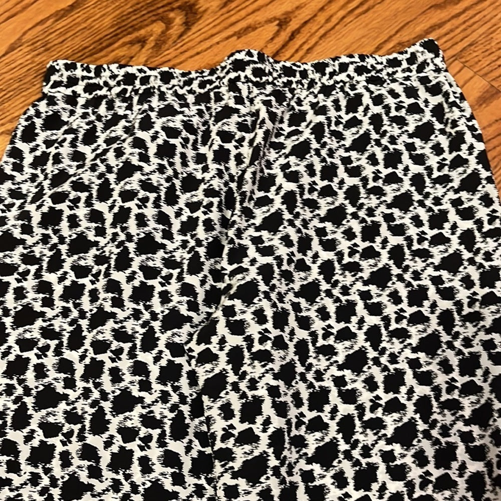 Joseph Woman’s Black and White Print Silk Pants Size 38